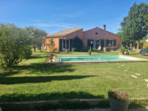 ARLES Ensemble de 3 Maisons 260 m2