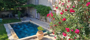 BEAUCAIRE Mas  6 pièces 186 m2 – 5 chambres – 3 SDB